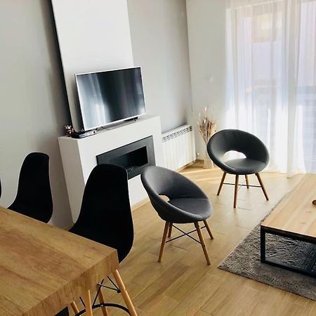 2 Bed Apartment In Bansko Resort Екстериор снимка